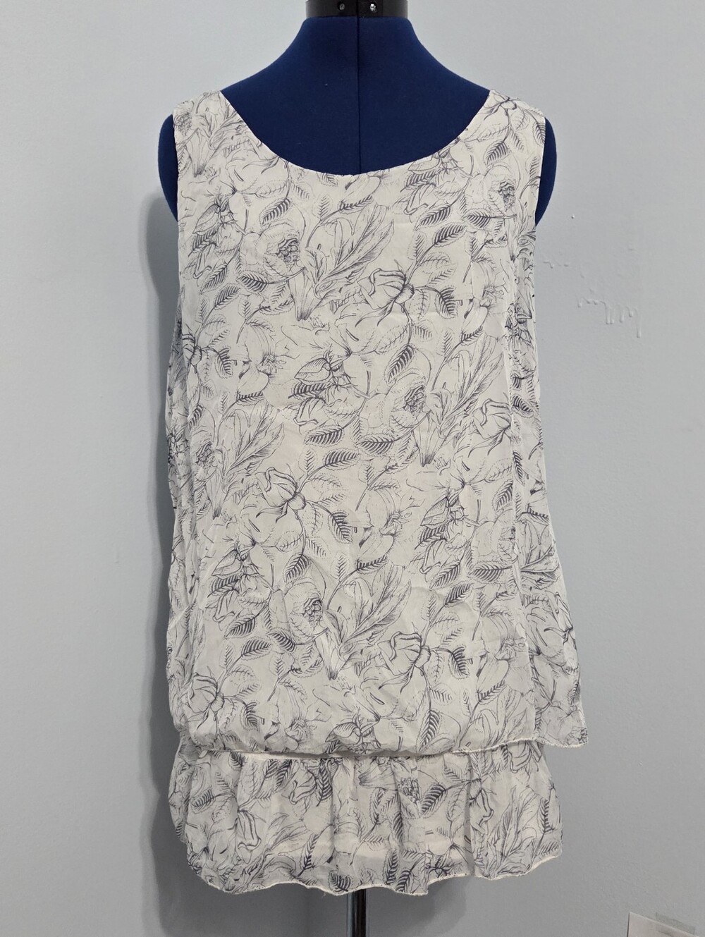 White Floral Italian Silk Tank Top Size L
